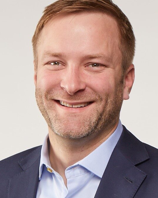 Dan Stephens