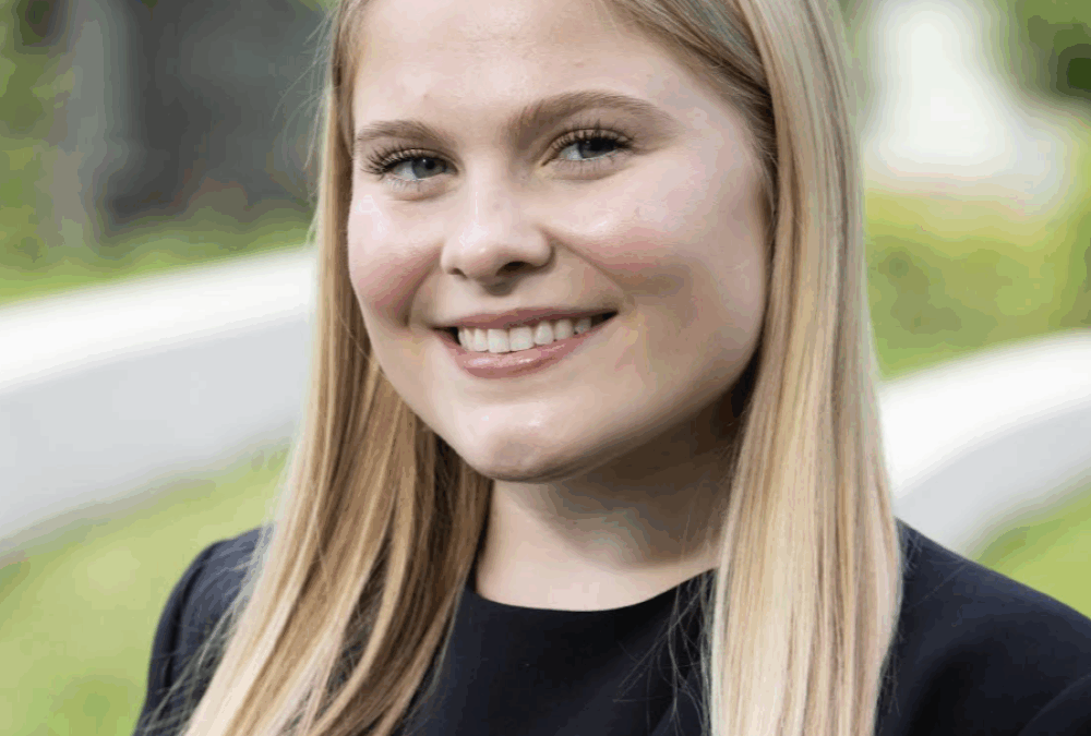 Elizabeth Oakes